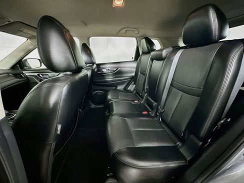 Used 2018 Nissan Rogue SL FWD image 14