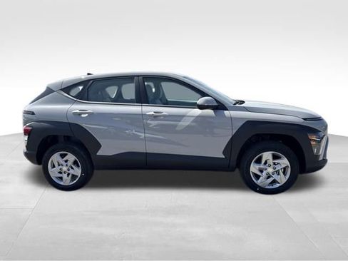 New 2026 Hyundai Kona SE AWD/4WD image 6
