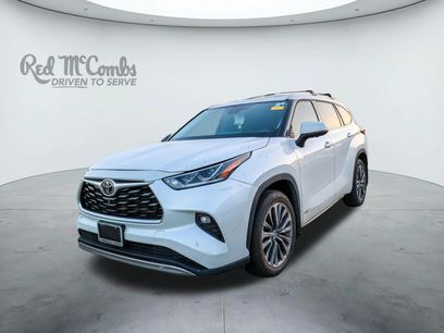 Certified 2025 Toyota Highlander Limited