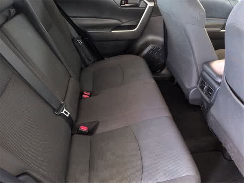 Used 2022 Toyota RAV4 LE image 21