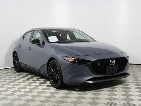 Used 2024 MAZDA MAZDA3 s image 24