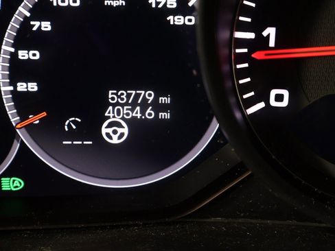 Used 2022 Porsche Cayenne GTS image 40