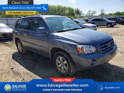 Used 2005 Toyota Highlander 4WD V6 w/ 3rd Row image 5