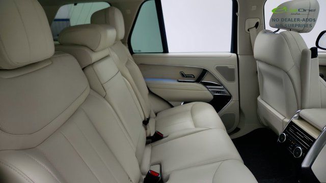Used 2024 Land Rover Range Rover SE AWD/4WD image 37