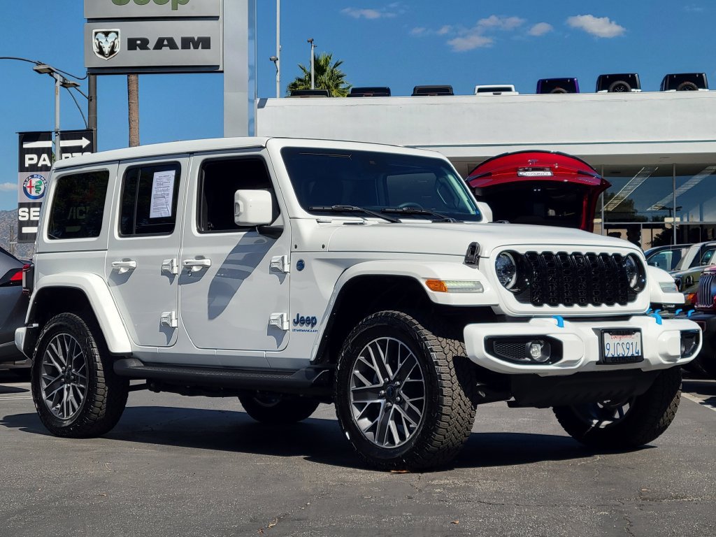 Used 2024 Jeep Wrangler High Altitude AWD/4WD image 34