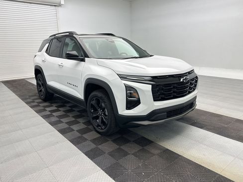 New 2026 Chevrolet Equinox LT w/ Midnight Edition AWD/4WD image 6