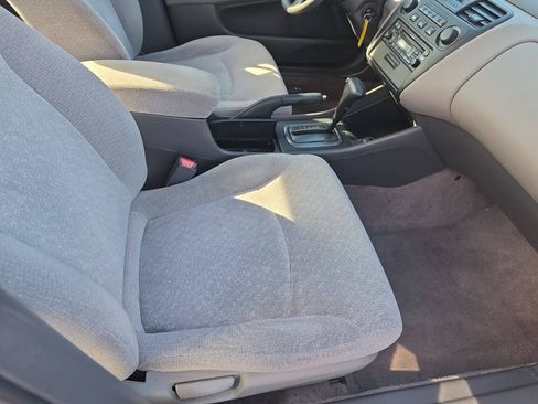 Used 2001 Honda Accord LX image 9