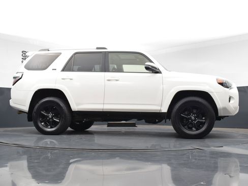 Used 2019 Toyota 4Runner SR5 Premium image 34