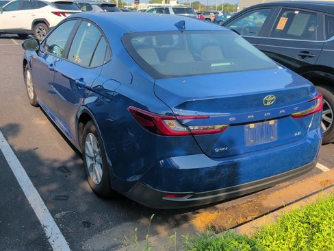 Used 2026 Toyota Camry LE FWD image 3