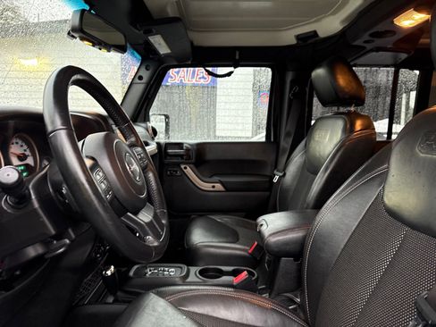 Used 2017 Jeep Wrangler 75th Anniversary image 16