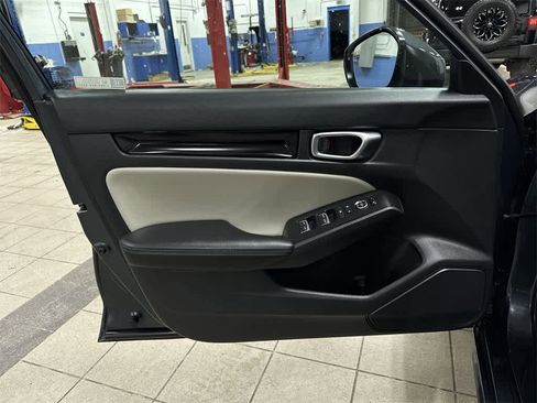 Used 2022 Honda Civic EX-L image 28