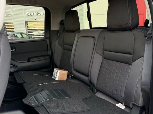 New 2025 Nissan Frontier SV w/ SV Convenience Package image 25