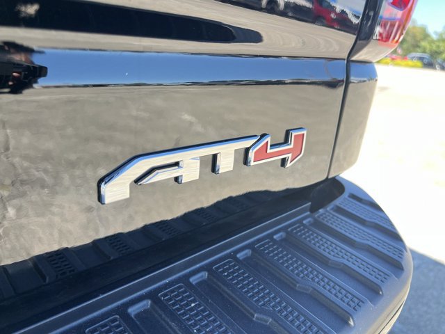 Used 2026 GMC Sierra 1500 AT4 w/ AT4 Premium Package AWD/4WD image 33