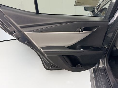 Used 2025 Toyota Camry SE FWD image 27