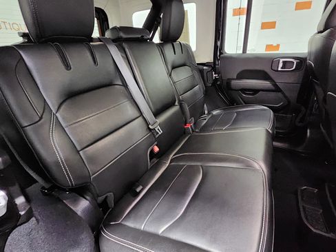 Used 2022 Jeep Wrangler Unlimited Sahara w/ Cold Weather Group image 22