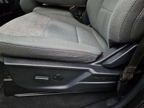 Used 2024 Ford F250 XLT w/ FX4 Off-Road Package image 23