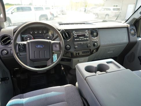 Used 2011 Ford F250 XL w/ XL Value Pkg AWD/4WD image 24