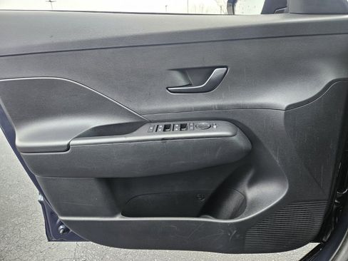 Used 2025 Hyundai Kona SEL FWD image 30