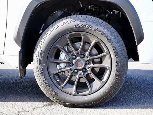 Used 2025 Toyota Tundra Limited w/ TRD Off-Road Package image 8