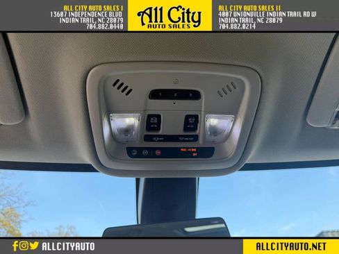 Used 2018 Chevrolet Traverse Premier image 29