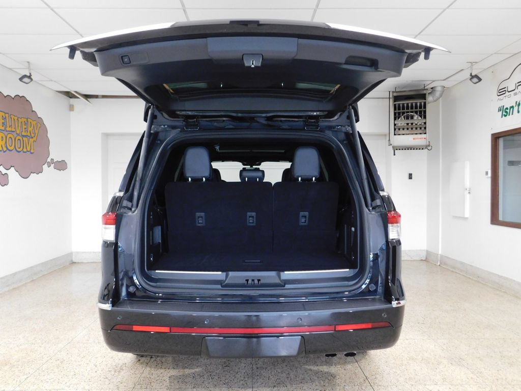 Used 2024 Lincoln Navigator Reserve w/ Equipment Group 201A AWD/4WD image 83