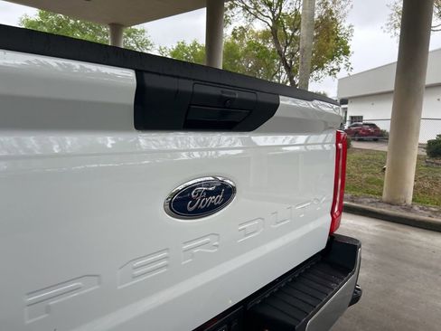 Used 2024 Ford F350 XLT w/ FX4 Off-Road Package AWD/4WD image 22