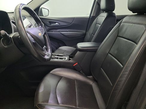 Used 2018 Chevrolet Equinox Premier w/ Infotainment II Package AWD/4WD image 17