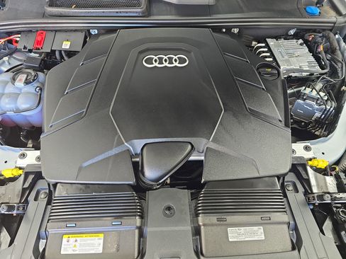 Used 2025 Audi Q7 3.0T Premium Plus w/ Premium Plus Package image 33