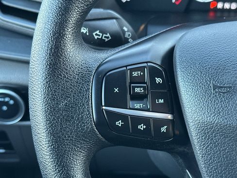 Used 2023 Ford Transit 350 XLT image 26