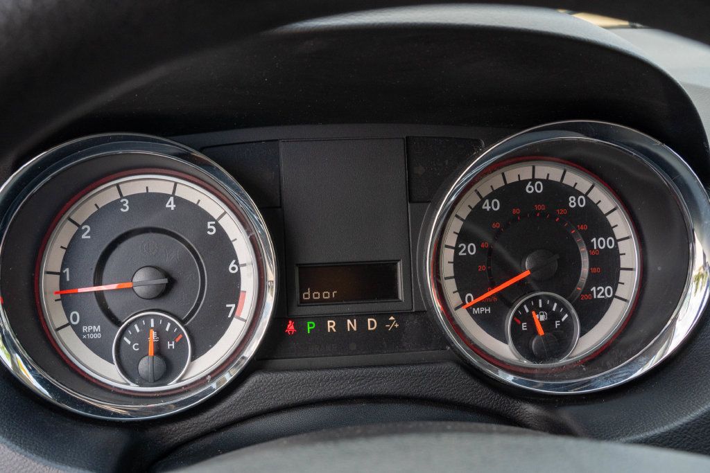 Used 2019 Dodge Grand Caravan SE w/ UConnect Hands-Free Group FWD image 26