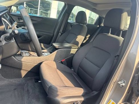 Used 2024 Chevrolet Malibu LT FWD image 18