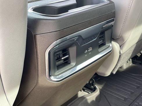 New 2026 GMC Sierra 2500 SLT AWD/4WD image 22