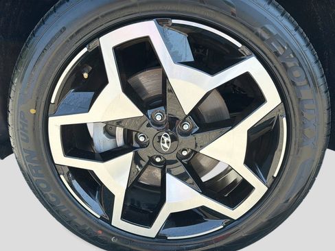 Certified 2024 Hyundai Santa Cruz Limited AWD/4WD image 14