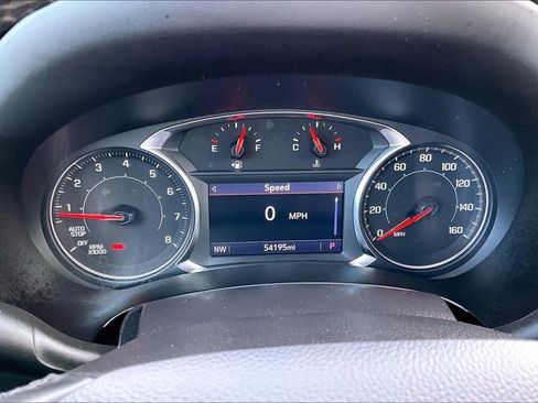 Used 2024 GMC Terrain SLT image 10