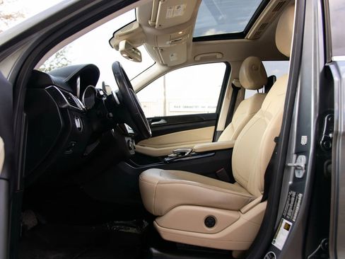 Used 2017 Mercedes-Benz GLS 450 4MATIC image 23