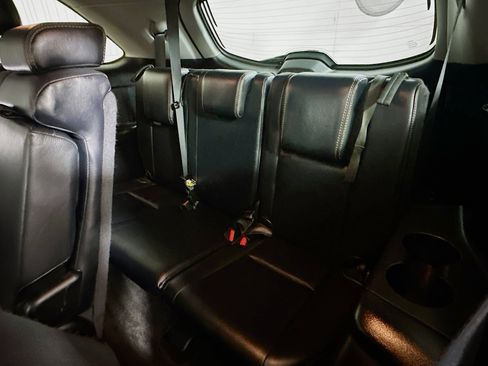 Used 2017 Toyota Highlander XLE image 28