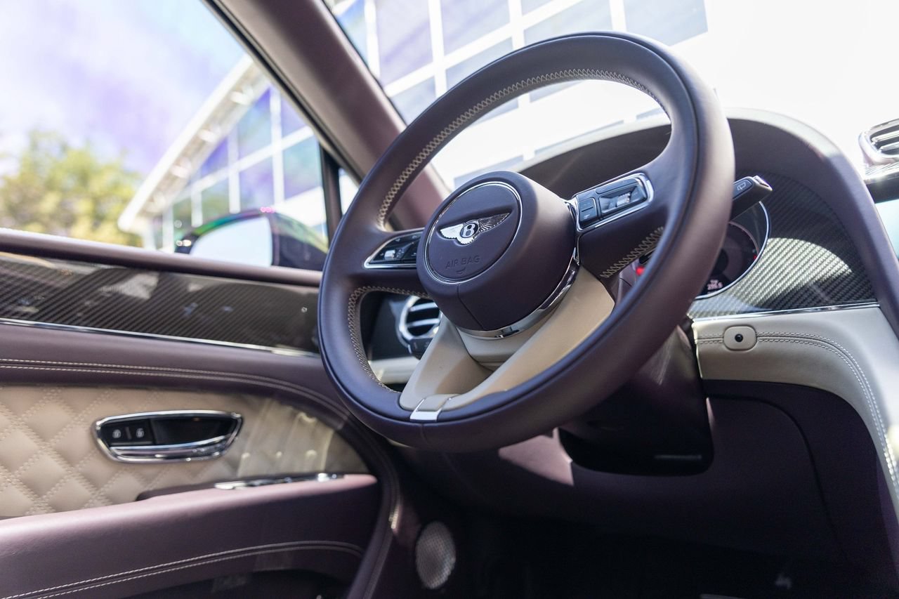 Certified 2023 Bentley Bentayga AWD/4WD image 72