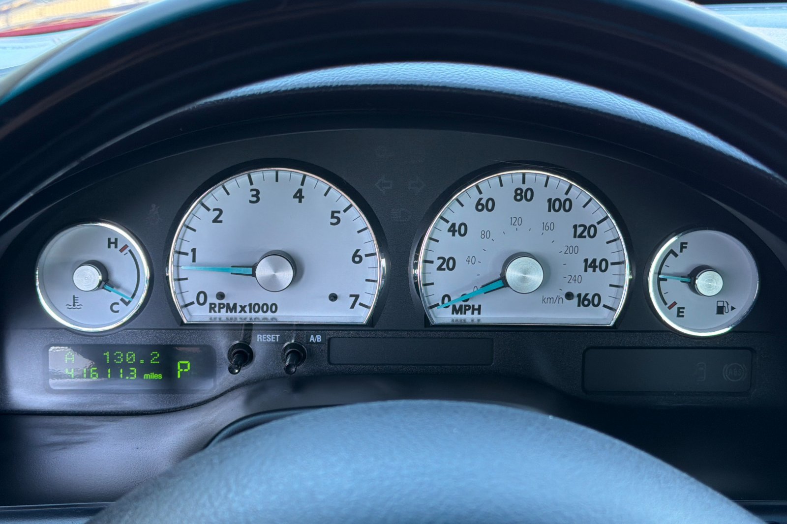Used 2005 Ford Thunderbird RWD image 17