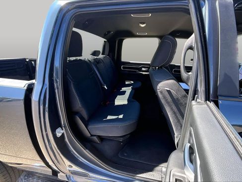 Used 2025 RAM 2500 Big Horn AWD/4WD image 19