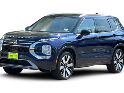 New 2025 Mitsubishi Outlander SEL