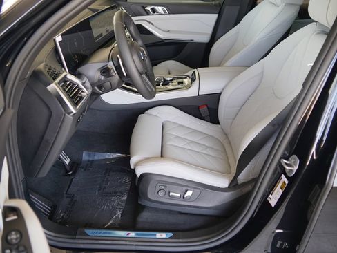 New 2026 BMW X5 sDrive40i w/ M Sport Package RWD image 9