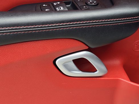 Used 2017 Dodge Challenger R/T Plus image 14