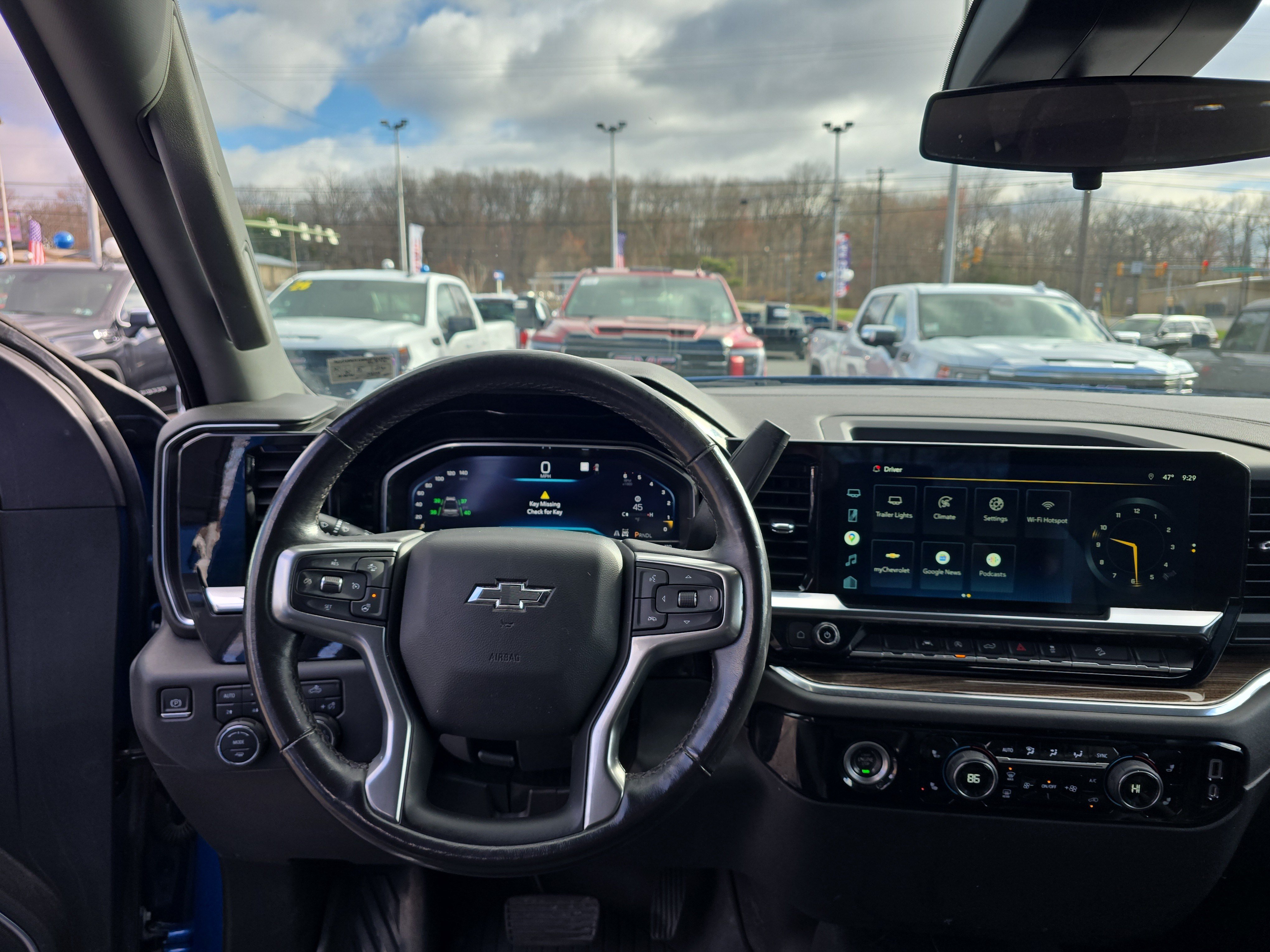 Used 2022 Chevrolet Silverado 1500 RST AWD/4WD image 17