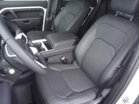 New 2026 Land Rover Defender 110 X-Dynamic SE image 20