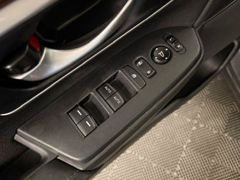 Used 2020 Honda CR-V EX image 7