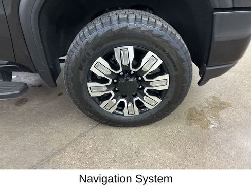 Used 2022 GMC Sierra 2500 Denali image 14