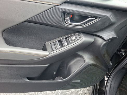 Certified 2025 Subaru Crosstrek 2.5i Limited image 12