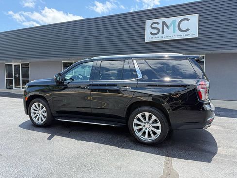 Used 2021 Chevrolet Tahoe Premier w/ Premium Package AWD/4WD image 9