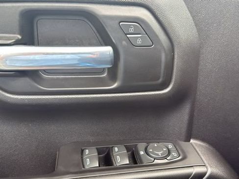 Used 2023 Chevrolet Silverado 1500 Custom RWD image 11