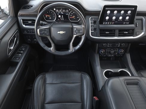 Used 2021 Chevrolet Suburban High Country image 13